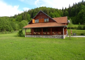 szallas-ivo-csoma-zsuzsanna-ivola-vendeghaz