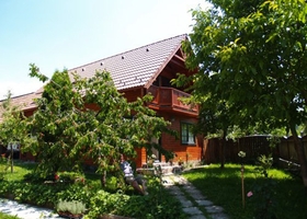 ivovolgye-vadvirag-kulcsoshaz-balogh-katalin