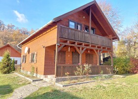 szallas-zetevaralja-laszlo-julianna-kulcsoshaz