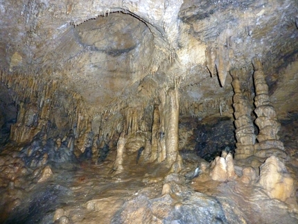 Tekerőpataki Súgó-barlang!